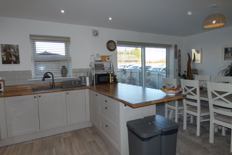 Photo 28- click for photo gallery